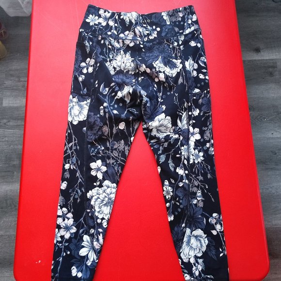 Victoria's Secret white floral design leggings black women's size 14 - Picture 3 of 6